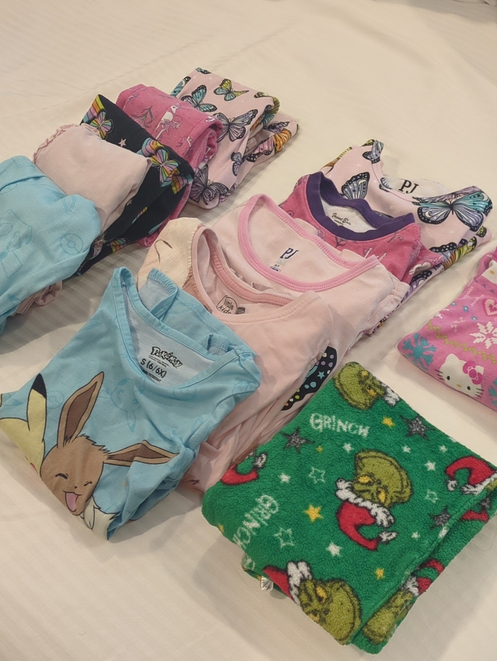 Size Small 6-7 Girls BUNDLE Pajama Set! 5 Full Sets, Bonus Pant, Bonus Shirt